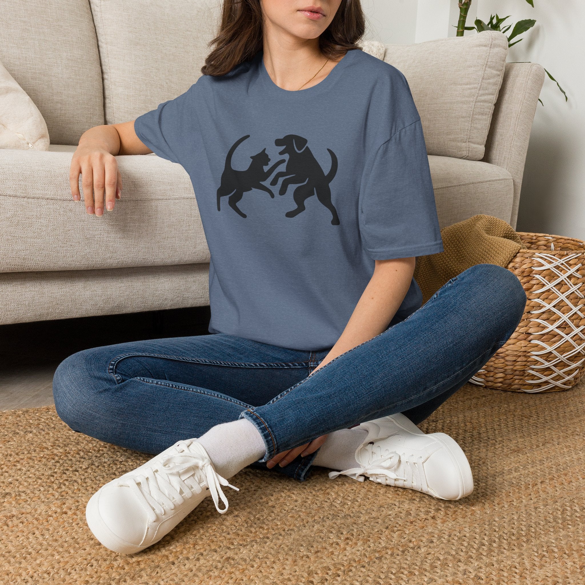 Cat and dog fight T-Shirt